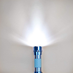 Everbrite Mini alumínium LED zseblámpa készlet nyakpánttal