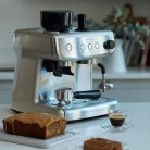 Breville Barista Max eszpresszógép | Latte és cappuccino kávéfőző beépített babdarálóval és gőzpálcával | 2,8 literes víztartály | 15 bar olasz szivattyú | Rozsdamentes acél 1x HASZNÁLT