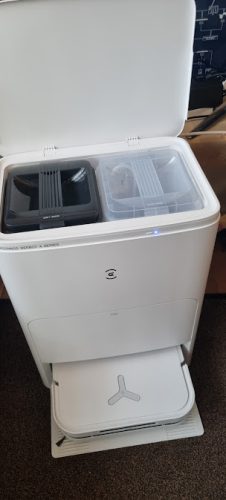 ECOVACS DEEBOT X5 Omni, Robotporszívó állomással, 12800Pa, ZeroTangle, TruEdge Adaptív Nedves Tisztítás, Mosás 70°C-os forró vízben, 15 mm-es emelőpárnák, Fehér