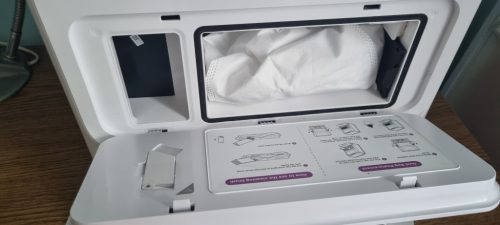 EUREKA J12 Ultra porszívó- és felmosórobot + többfunkciós állomás