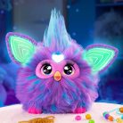 Furby interaktív plüssjáték (lila) – Német nyelvű változat