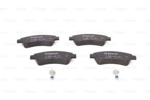 Bosch BP318 Fékbetétek Első tengely ECE-R90 minősítés 1 készlet 4 fékbetét(Citroen,Peugeot)