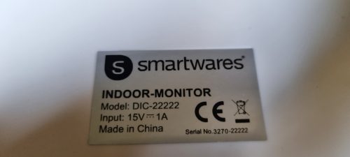 Smartwares DIC-22222 Video Intercom rendszer, 720p HD, 7" (17,8 cm) LCD monitor, Pan/billent kamera, Automatikus felvétel funkció, Éjszakai látás, 2 lakásos készlet, Ezüst 