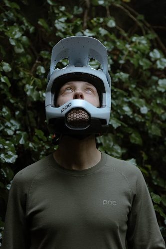 POC Axion Race MIPS – kerékpáros bukósisak terepre, fejlett védelmi technológiákkal, unisex