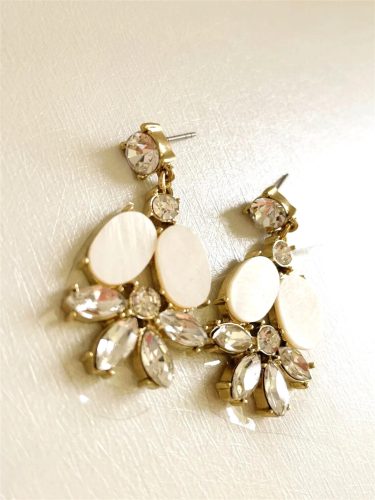 Happiness Boutique Kate Spade Bungalow  fürtös gyöngyház fülbevaló, esküvőre/bulira