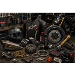 Motor alkatrész és felszerelés